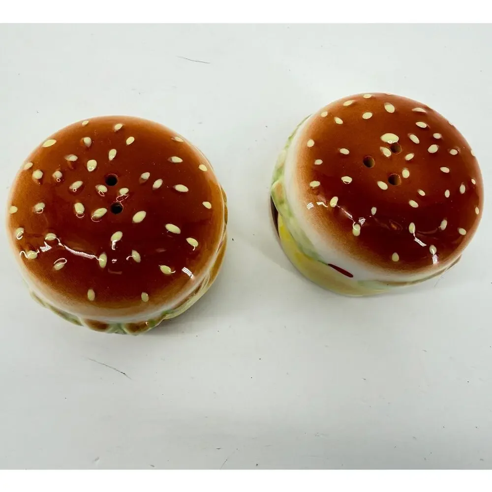 Hamburger Salt Pepper Shakers Ceramic Burger Condiment Set Kitchen Diner Decor